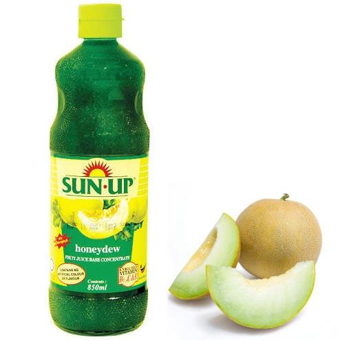 nuoc-ep-sun-up-dua-luoi-chai-850ml